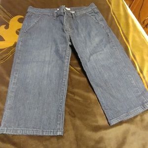 Nice pair of capris from old navy